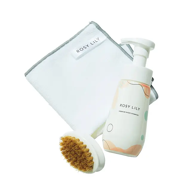 泡タイプのシャンプーで洗い、専用のタオルでふき取るだけ