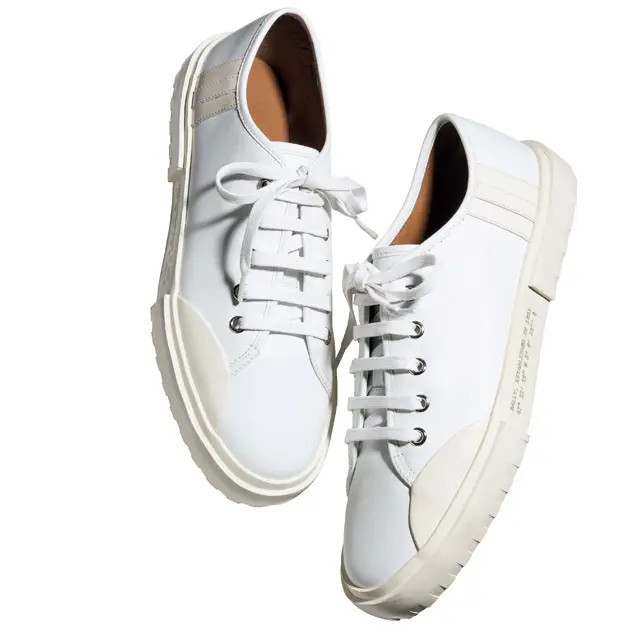 白スニーカー