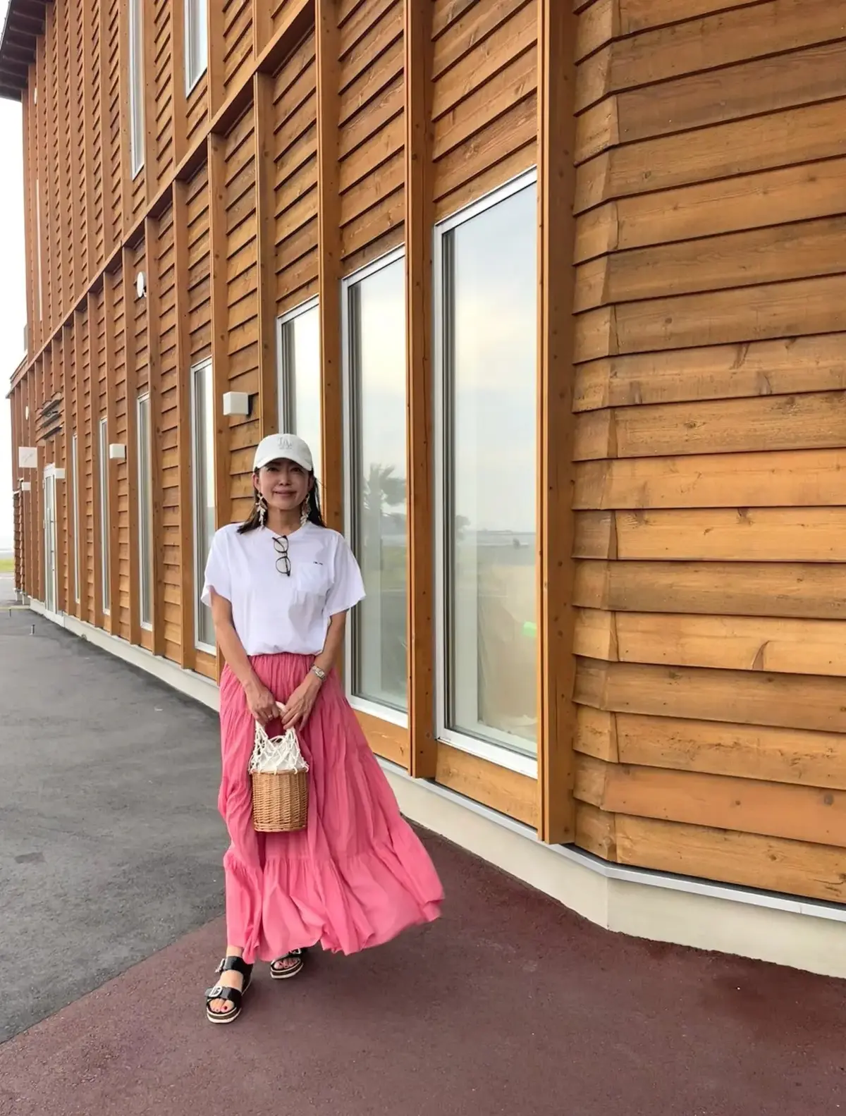 ユニクロ UNIQLO×ANYA HINDMARCHコラボTシャツ愛用 エクラ華組 宮原江里子さん