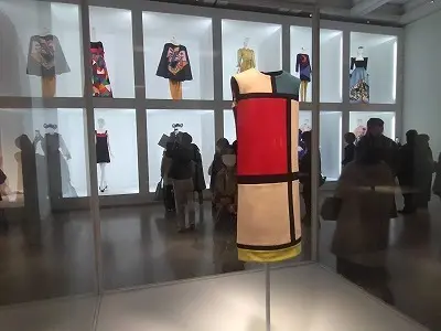 「イヴ・サンローラン展 時を超えるスタイの画像_2