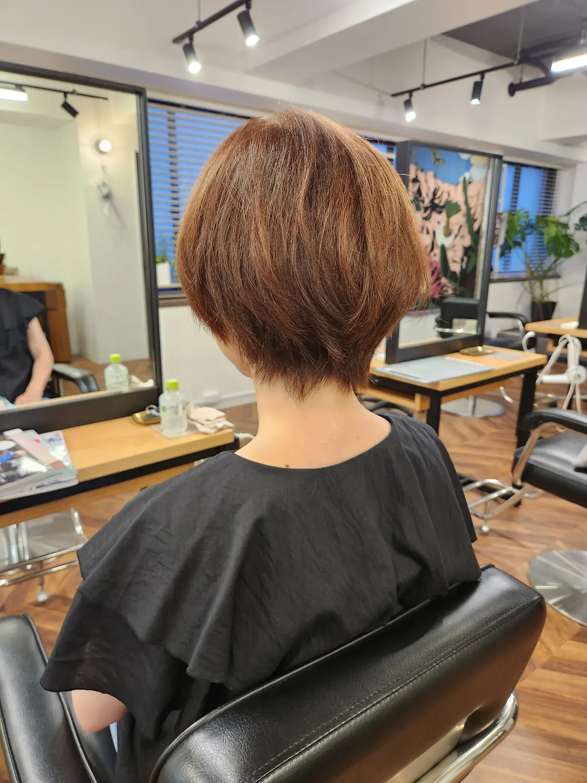 夏のスッキリショートヘアーの画像_2
