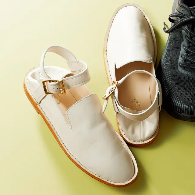 トッズのスリッポン