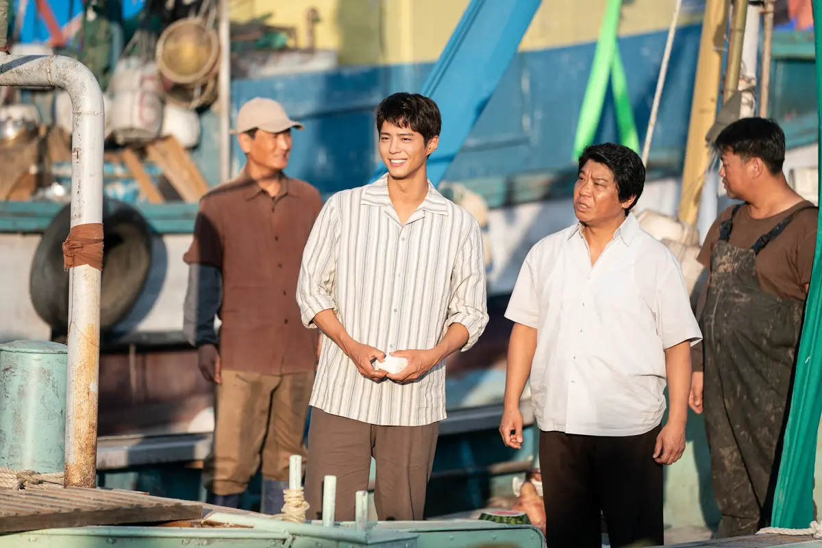 「おつかれさま」のパク・ボゴム