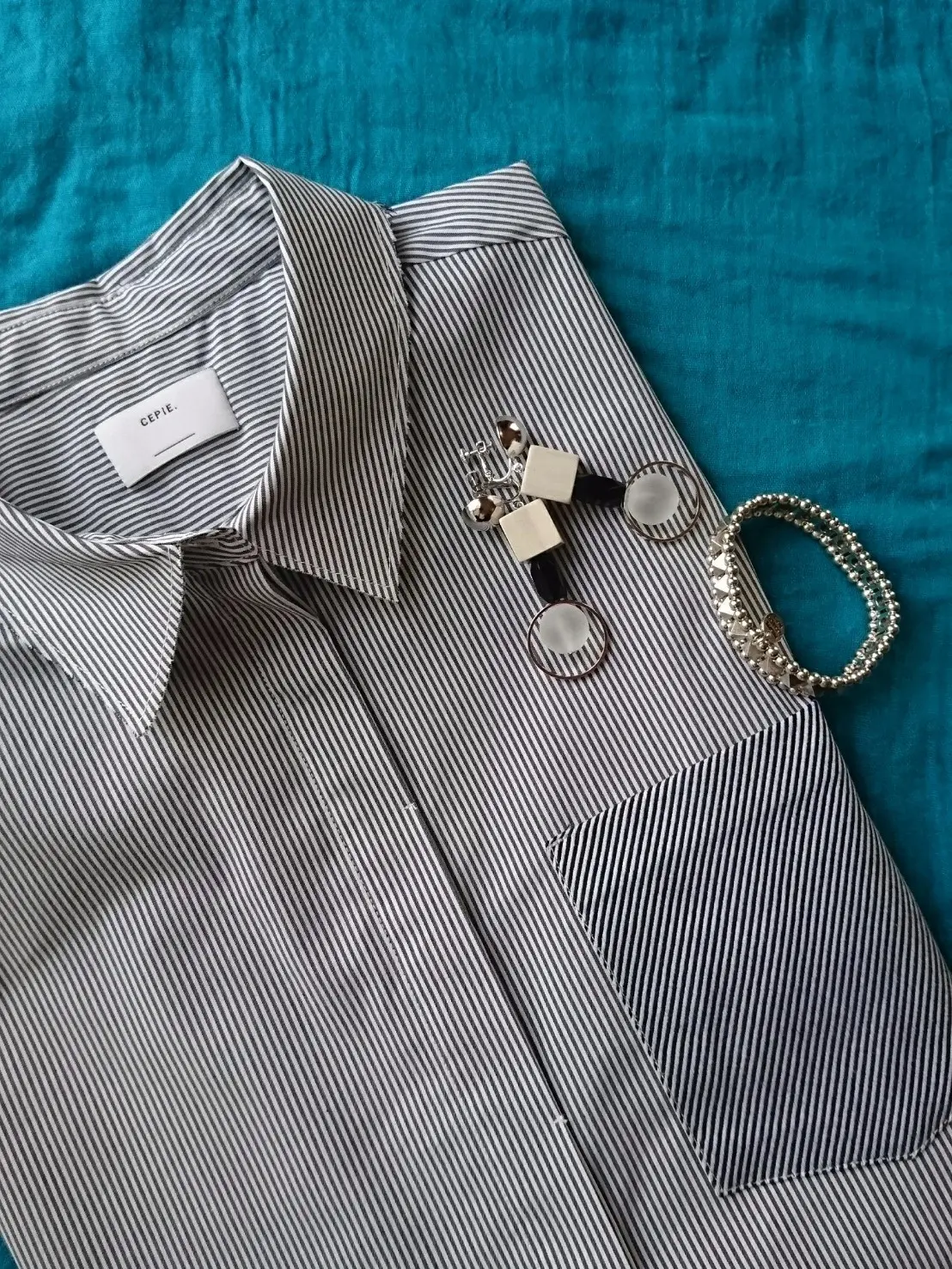 ノースリーブの季節の画像_1