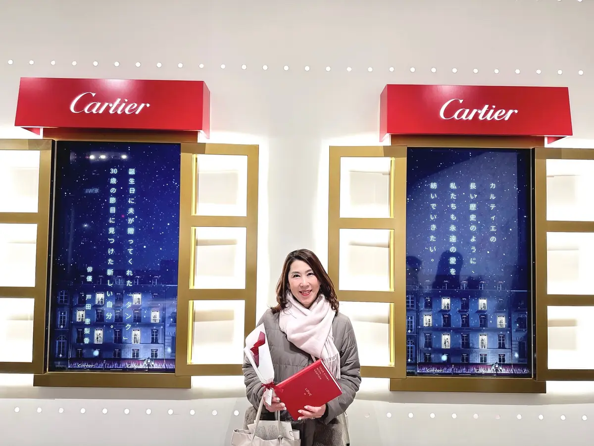 真紅のバラ🌹カルティエの嬉しいプレゼントの画像_1