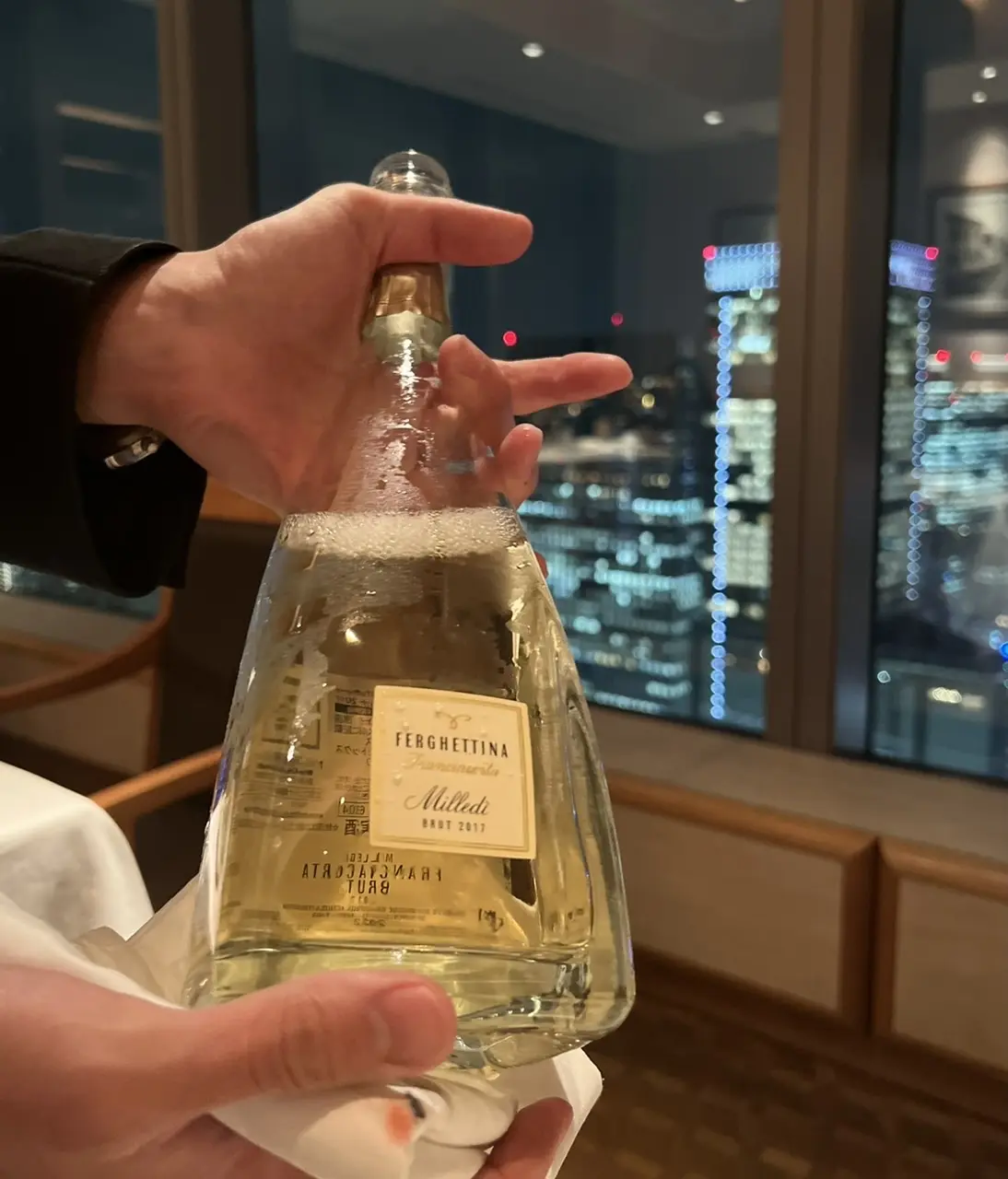 ZARAのボウタイブラウス@丸の内ディナの画像_6