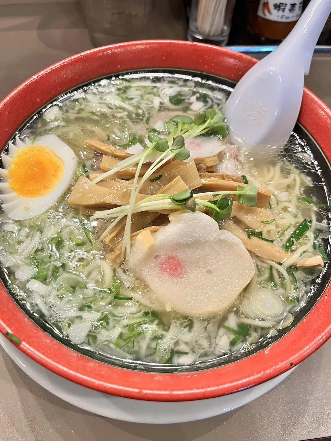 函館ラーメンあじさい。北海道と言えば味噌ラーメン。函館と言えば塩ラーメン！