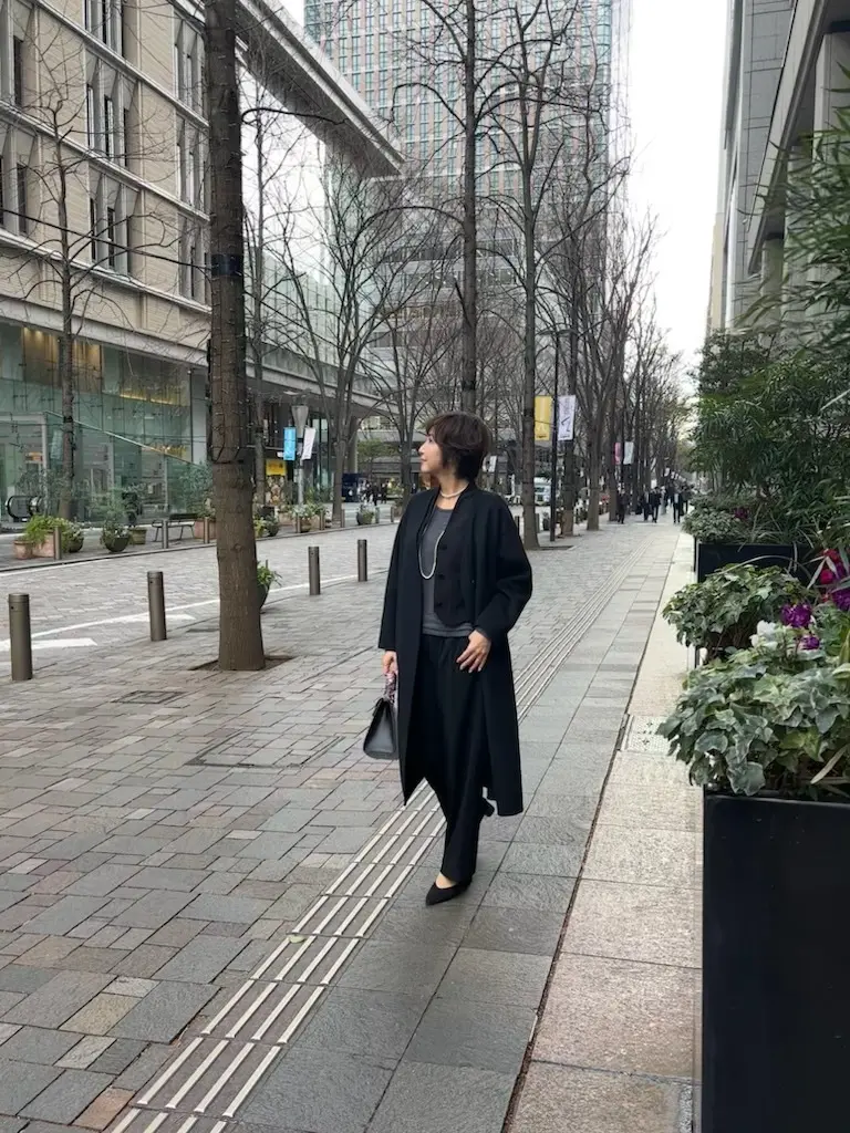 UNIQLOパンツコーデで絶品丸の内ランの画像_15