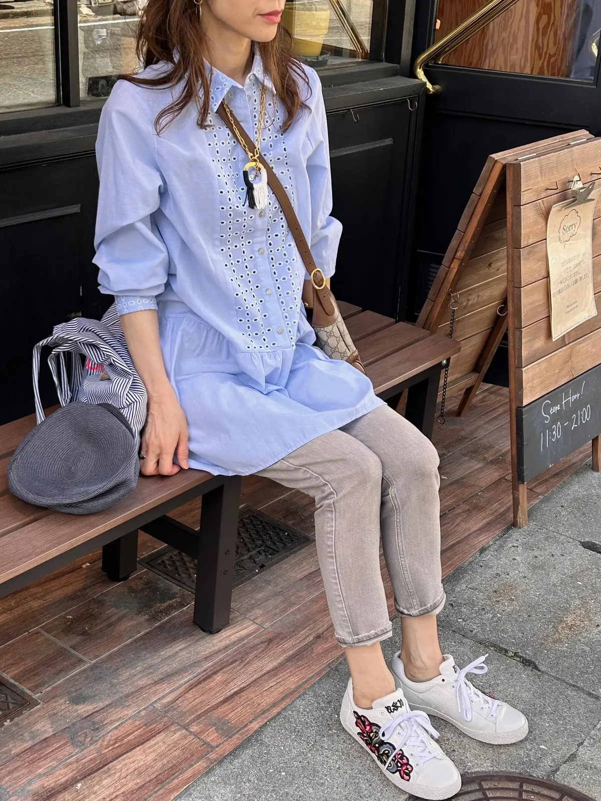 ZARAのブルーシャツで神戸ショッピングの画像_4