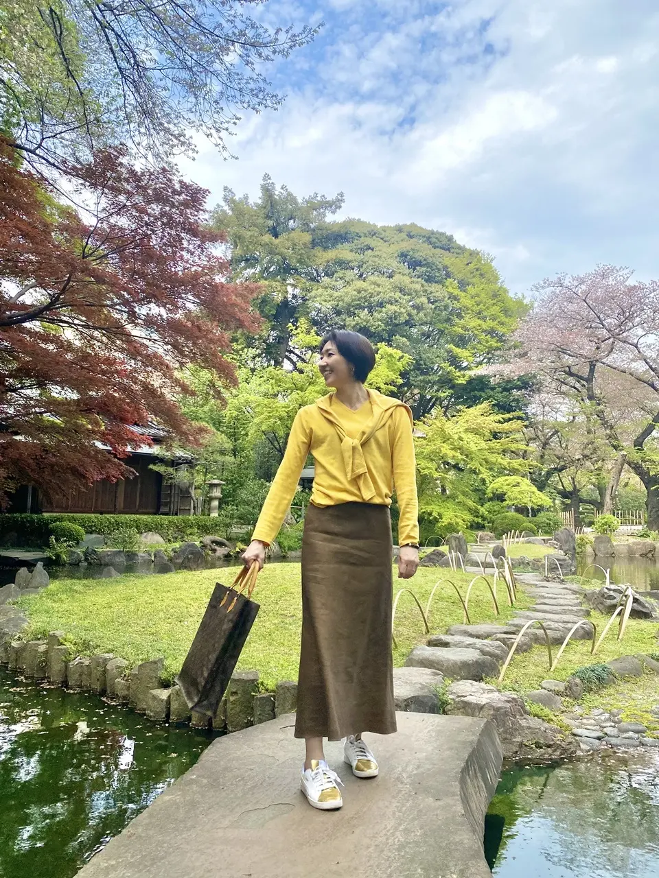 イエロートップス＋ボリームスカートコーデ④