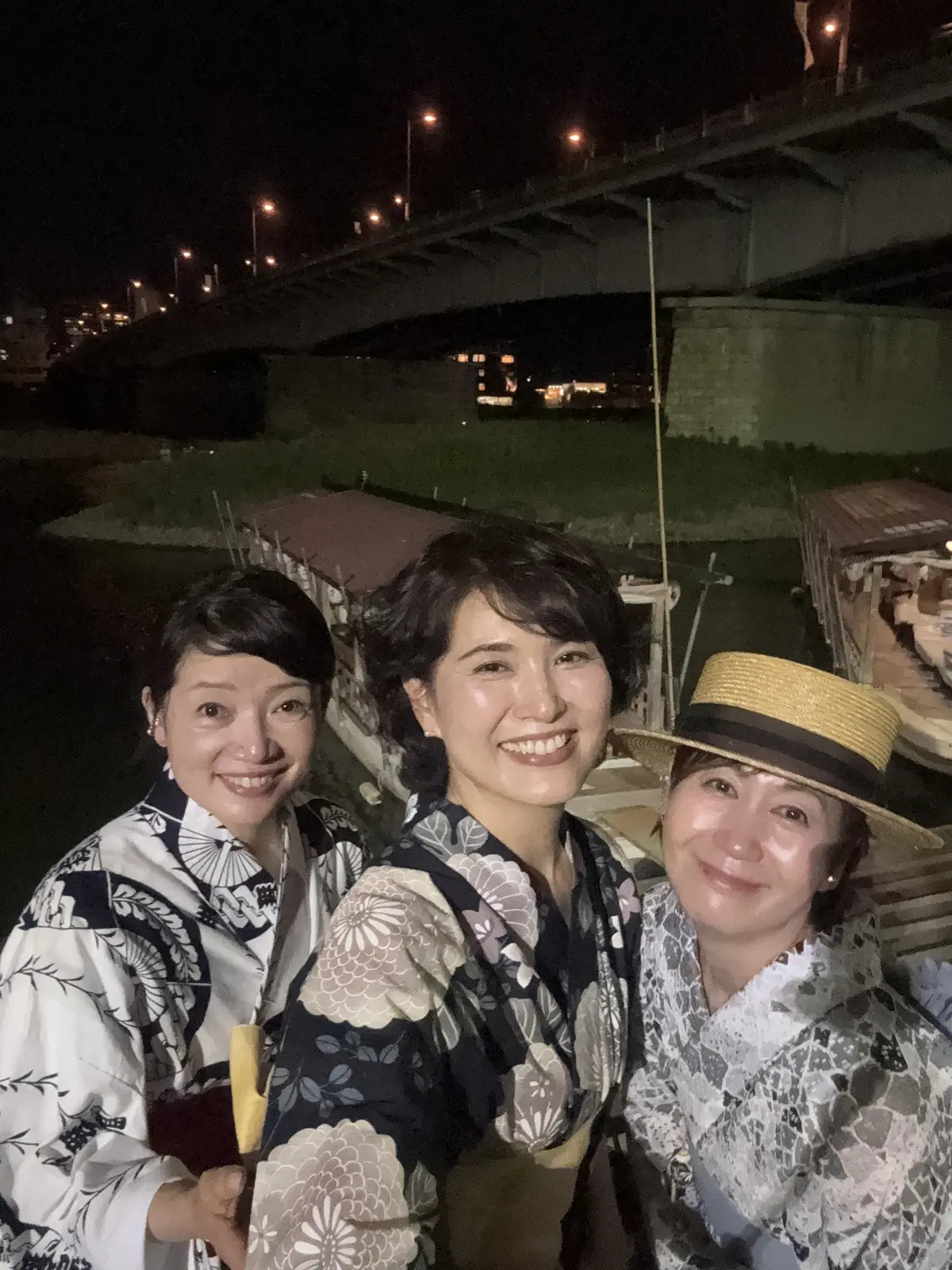 篝火に照らされる幻想的な夜「岐阜・長良川の画像_10