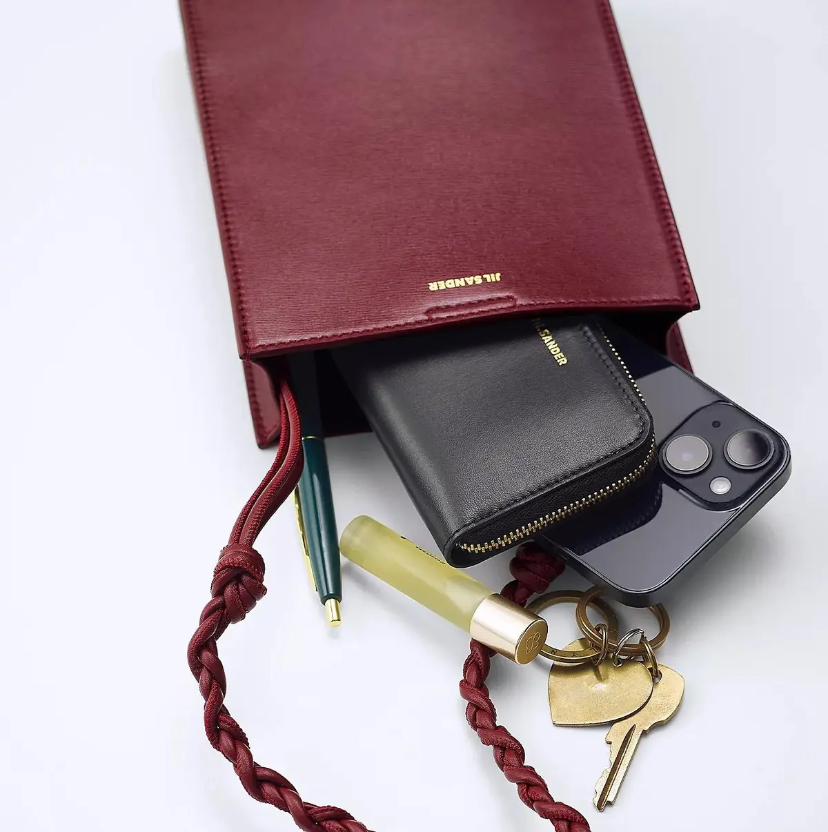 富岡佳子さんがまとう「JIL SANDEの画像_3