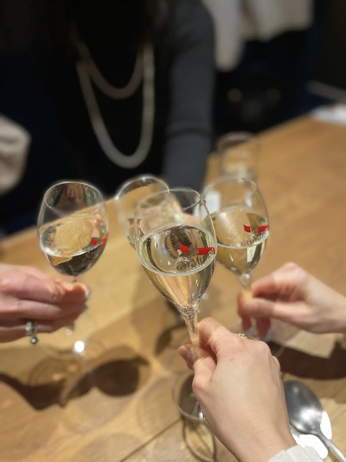 思い出ジュエリーを付けて華組同期ランチ♡の画像_3