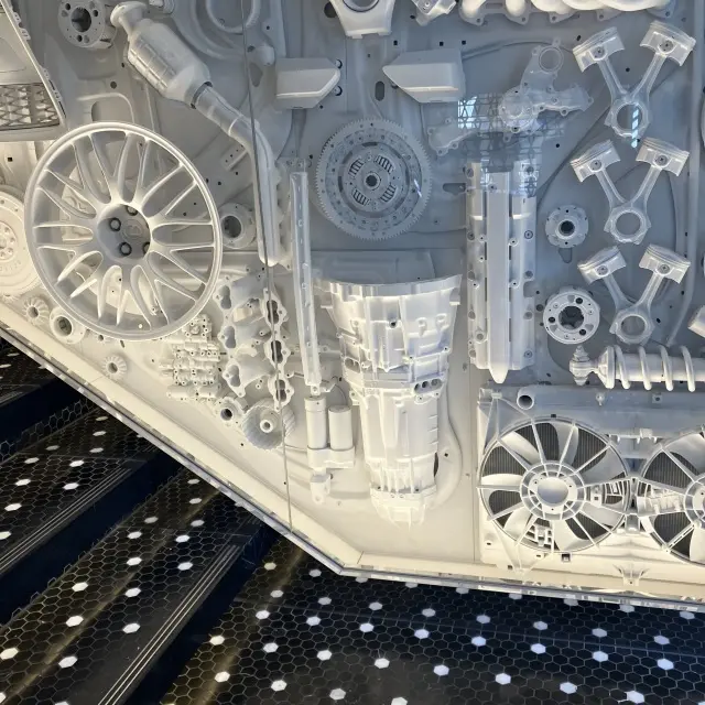 友人と過ごす快適レストランの画像_2