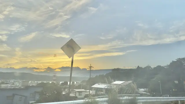 ブラウンＶネックラメカーディガンで、長野の画像_8