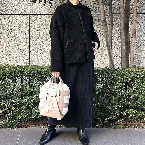 【50代 ファッション】最高気温15度のの画像_18