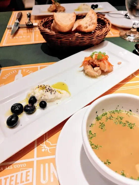 パール付きニットは強い味方！東京ミッドタの画像_3