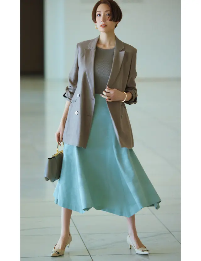 シクラスのスカートのRINA