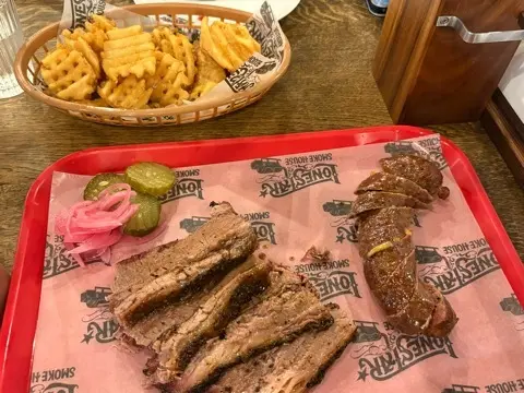 ここはアメリカ🇺🇸？本場のテキサスBBQの画像_4