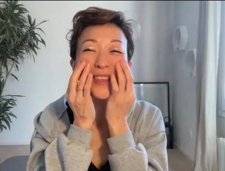 OurAge×Webエクラ 眼輪筋エクササイズ やり方　NG例