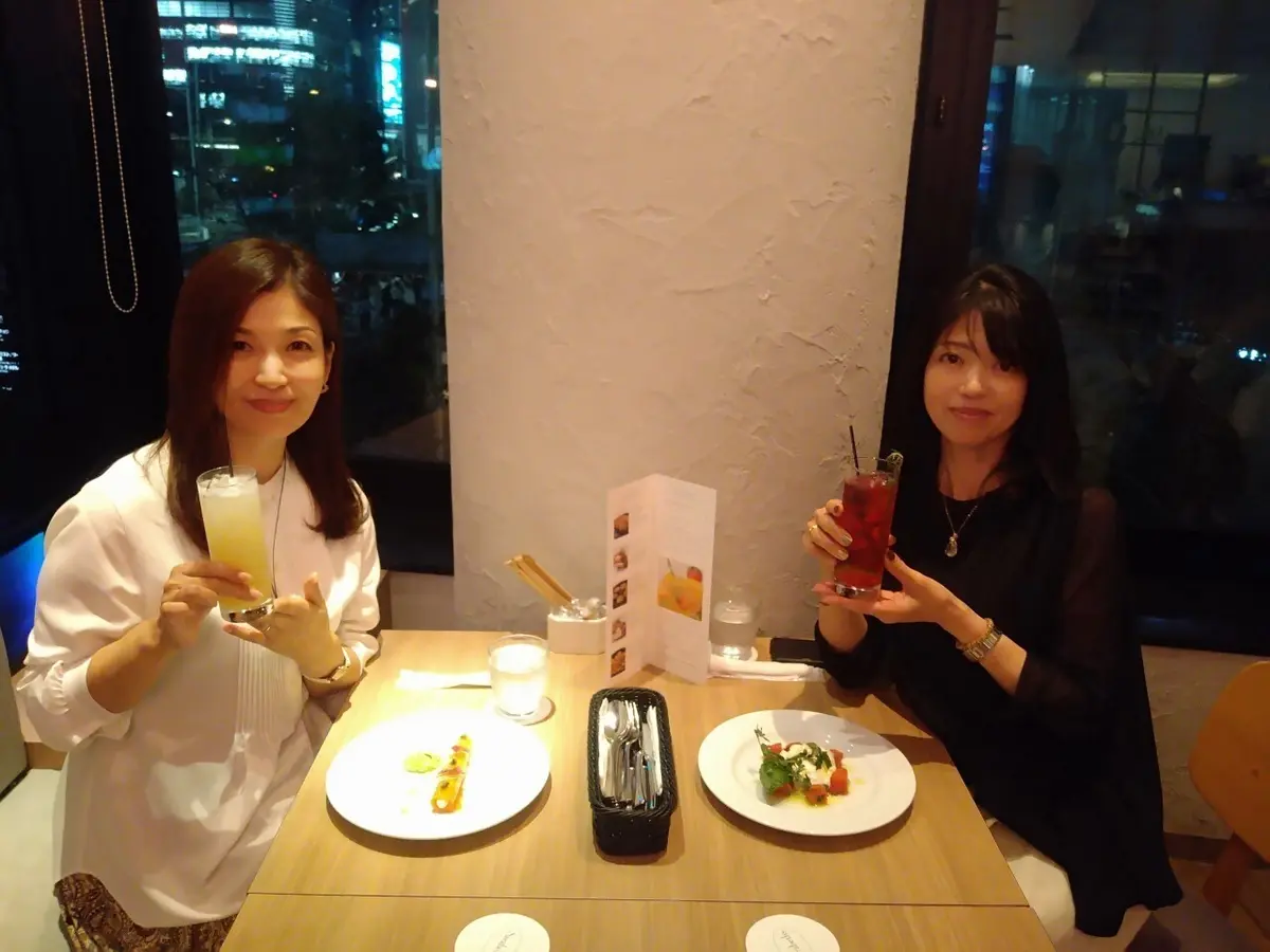 Jマダム同期と初デート♡「サラベス東京」の画像_4