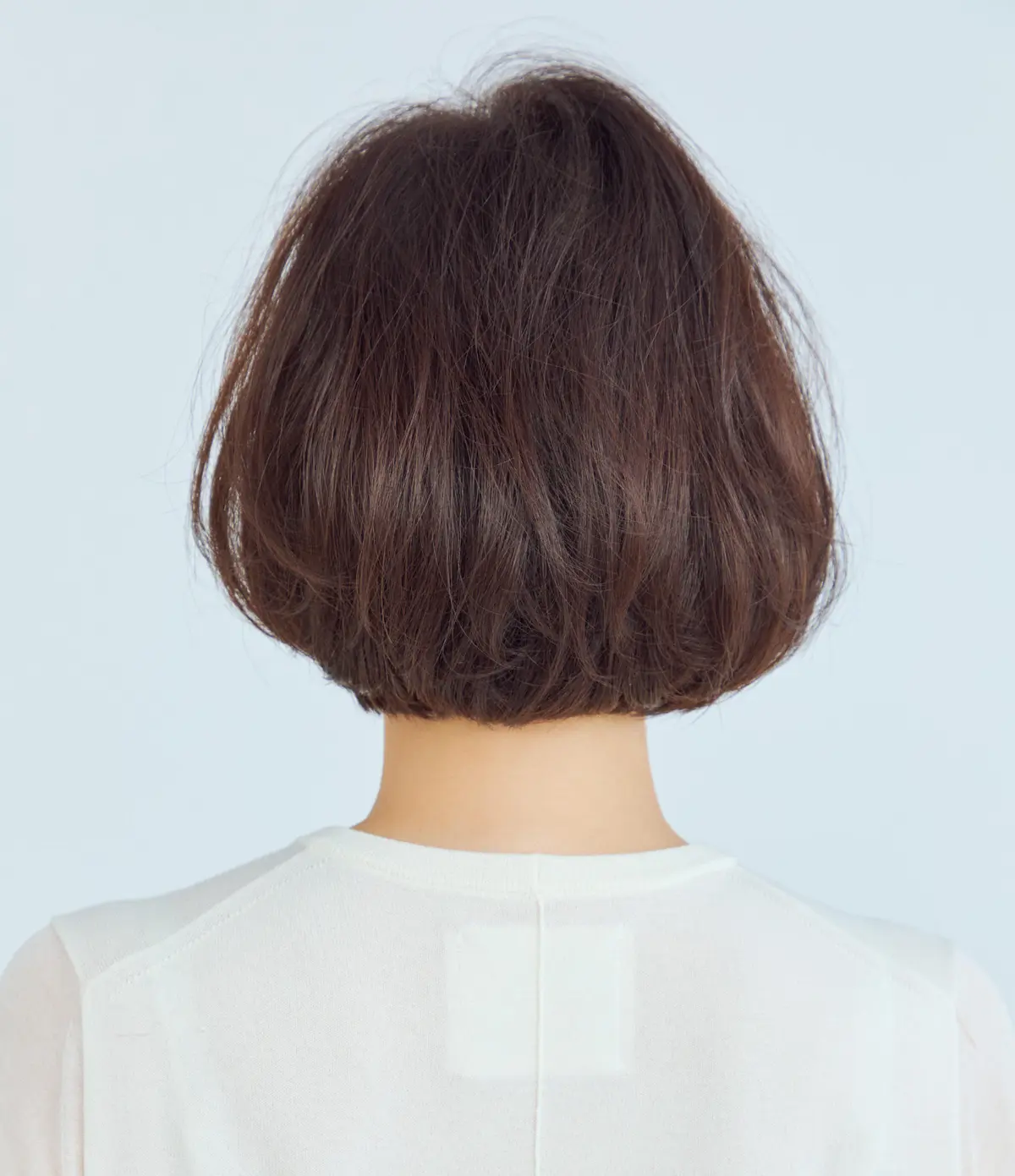 後から見たボブヘアスタイル