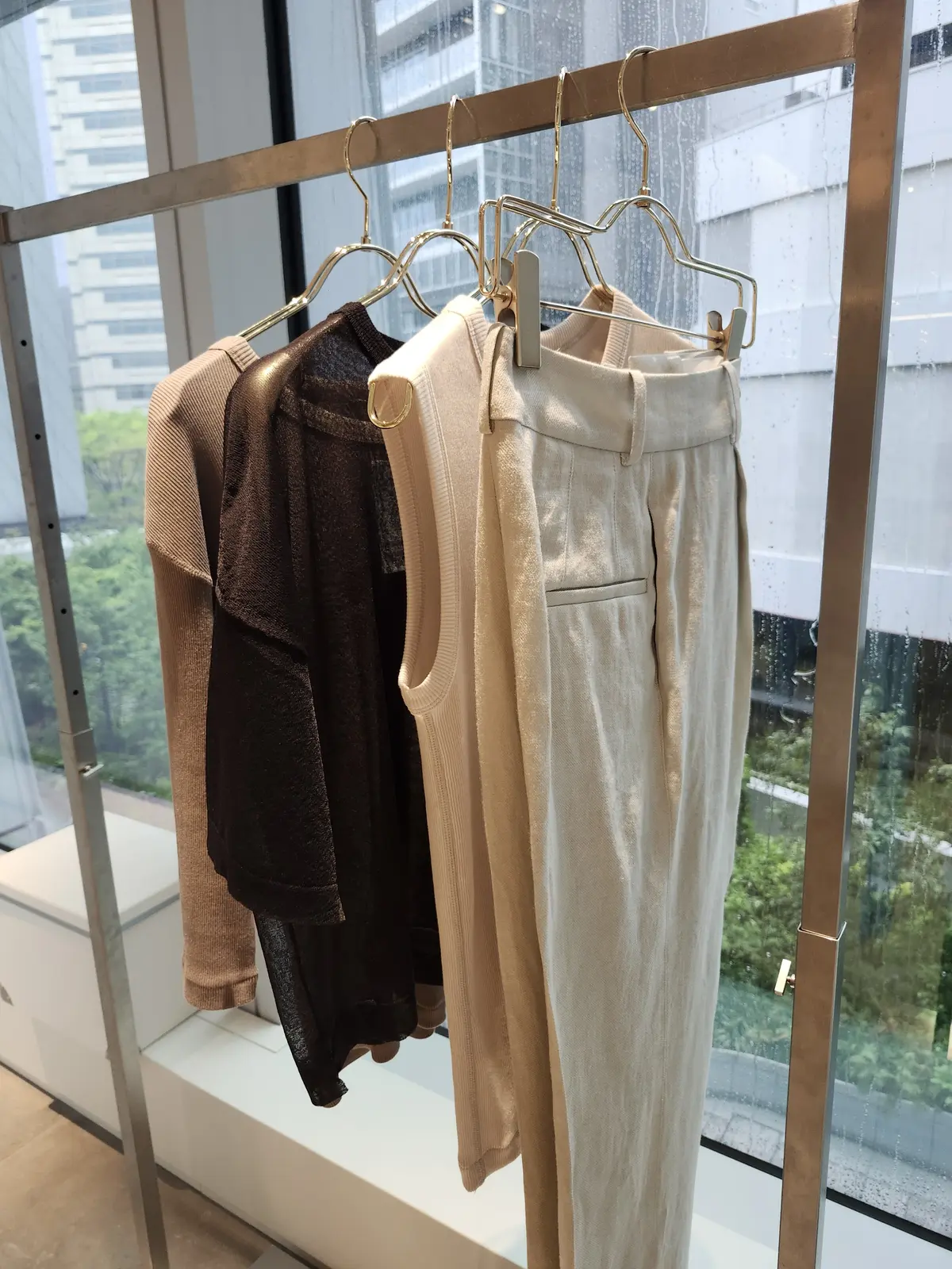 フラワーアンドウォーター、flour+water 虎ノ門、虎ノ門ヒルズ、40代ファッション、虎ノ門ランチ