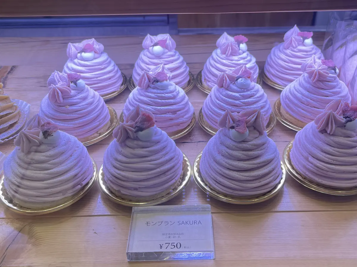 この時期だけの桜のスイーツ🌸の画像_6