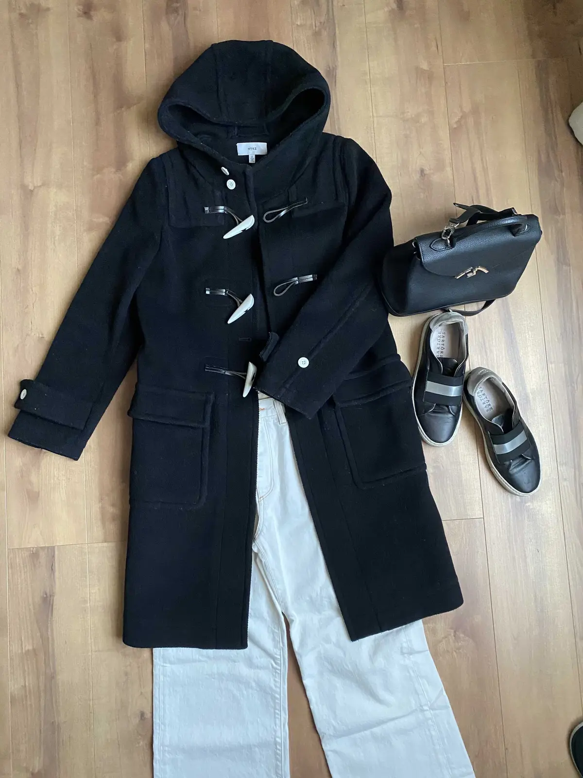 ダッフルコート×デニム　大人のカジュアルコーデ