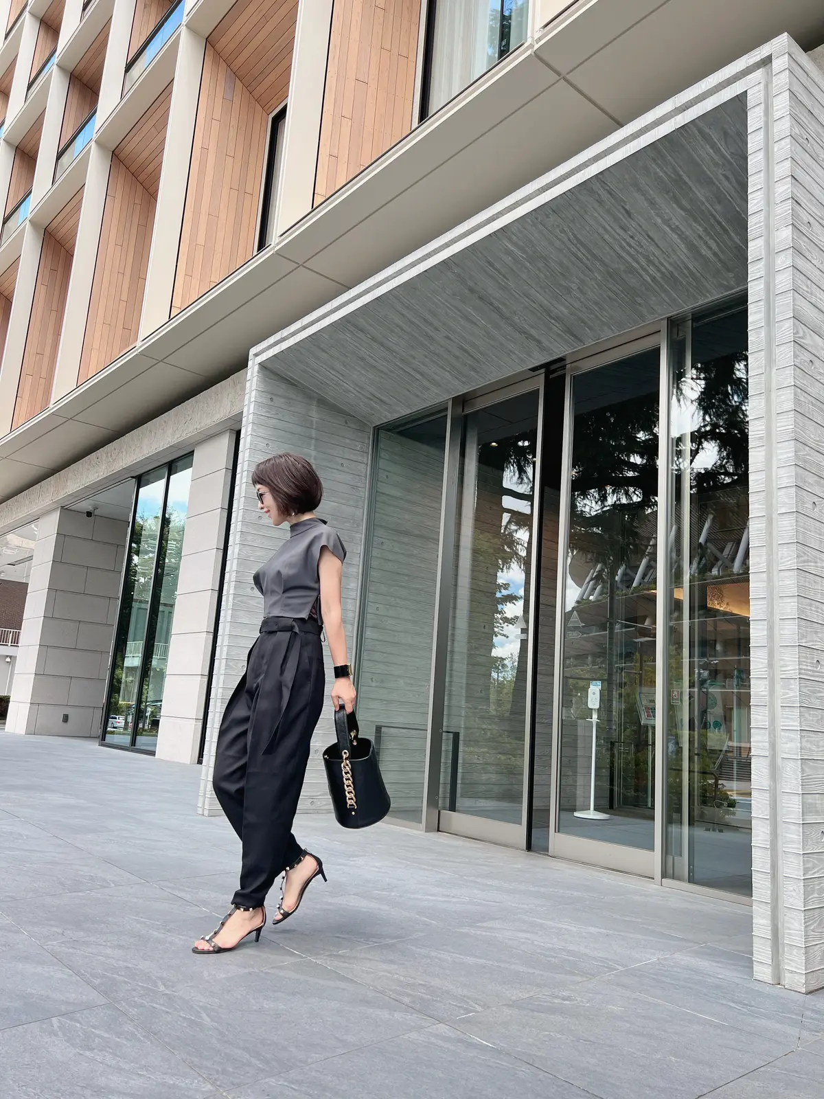 夏の黒パンツ3スタイル‼︎の画像_12