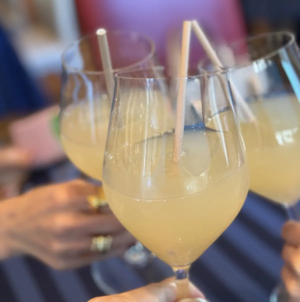 【北欧名作椅子と赤坂女子会】UNIQLOの画像_7