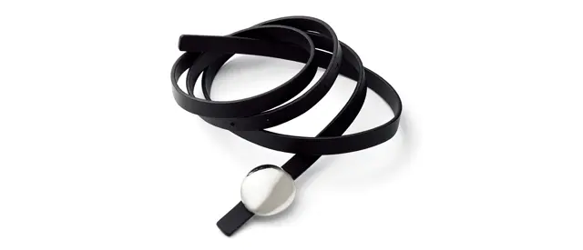 ベルト￥24,200／ビームス ハウス 丸の内（ア ヴァケーション×デミルクス ビームス）