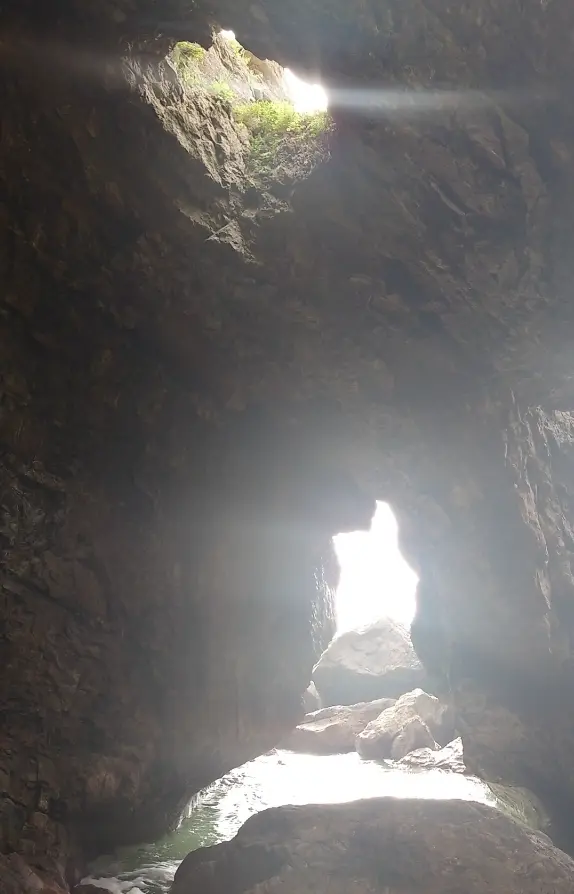 カンカネ洞の中②