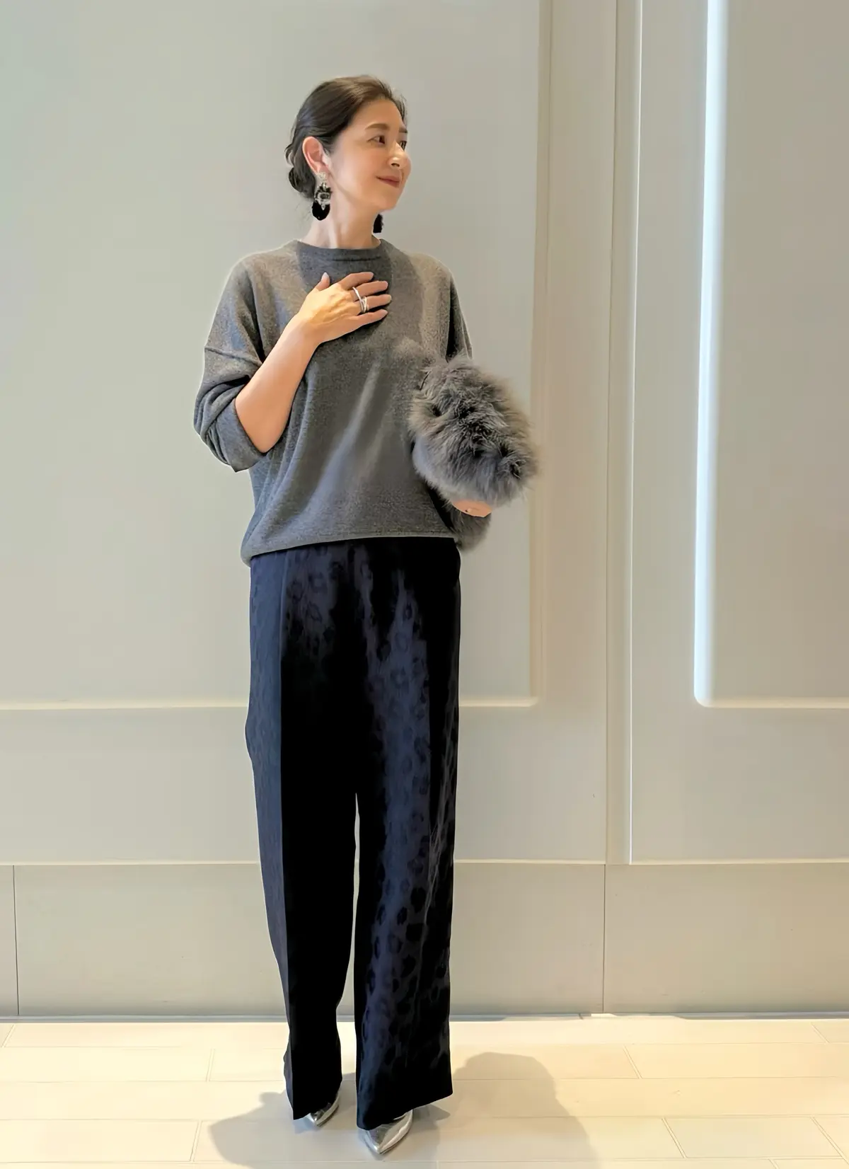 50代　冬のオシャレが華やぐボトムスでおの画像_3