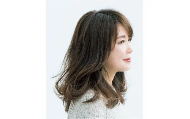 ふんわりボリュームヘアのSide