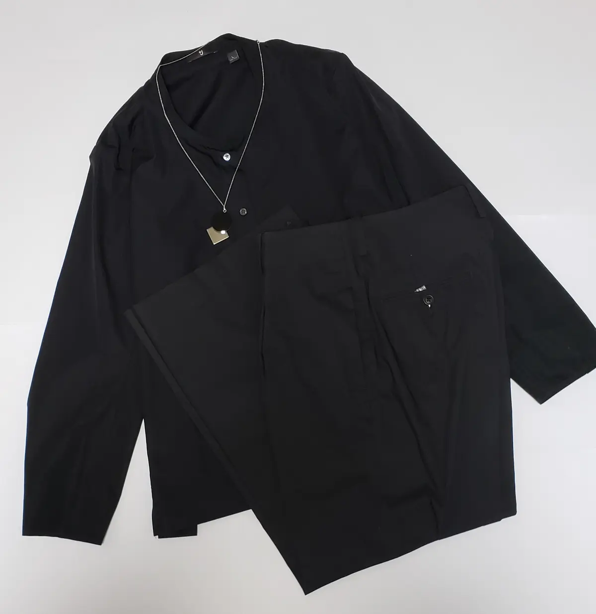 シャツとパンツ