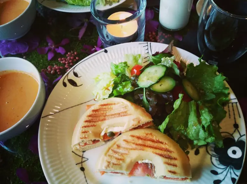 大人のワンハンドルBAGで、花屋カフェ の画像_5