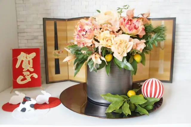 お正月フラワーアレンジメント