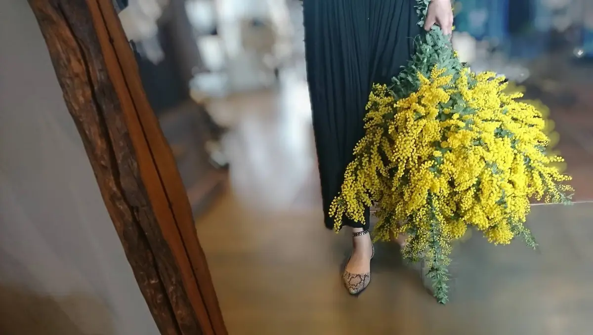 ミモザのフレッシュブーケ