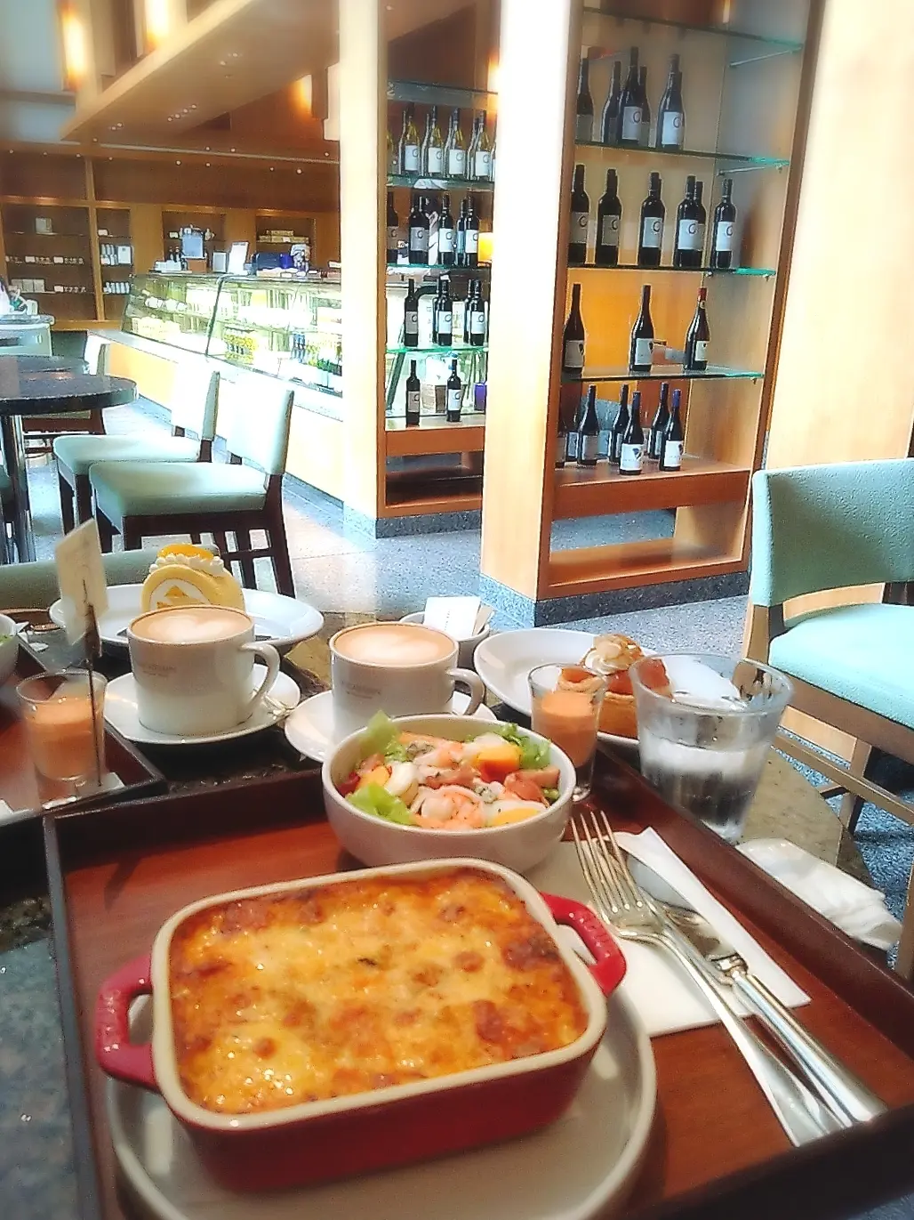 パークハイアット東京、デリカテッセン、ピークラウンジ、ホテルランチ、40代ファッション