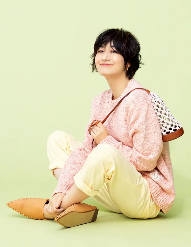 ジル サンダー＋のニットの富岡佳子