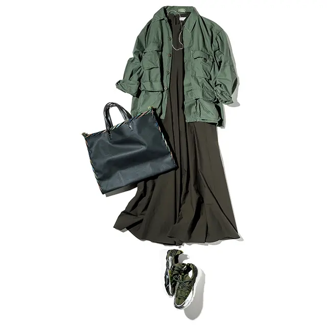 定番コーディネートは モードな一足で無難を回避