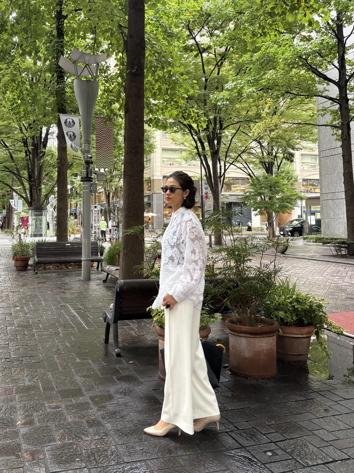 E by eclat 優美はセミワイドパンツ　ホワイトパンツ　オールホワイト