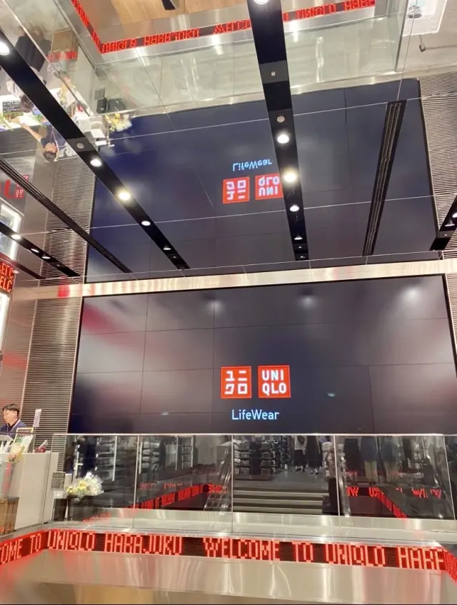 ユニクロのメガネ、タンクトップコーデでおの画像_2