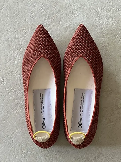 オレンジ&ブラウンの絶妙な色合いも素敵