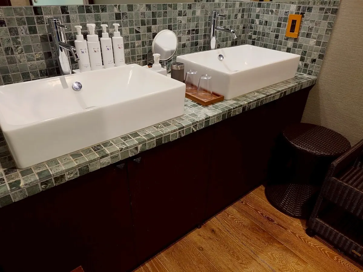 笛吹川温泉　坐忘