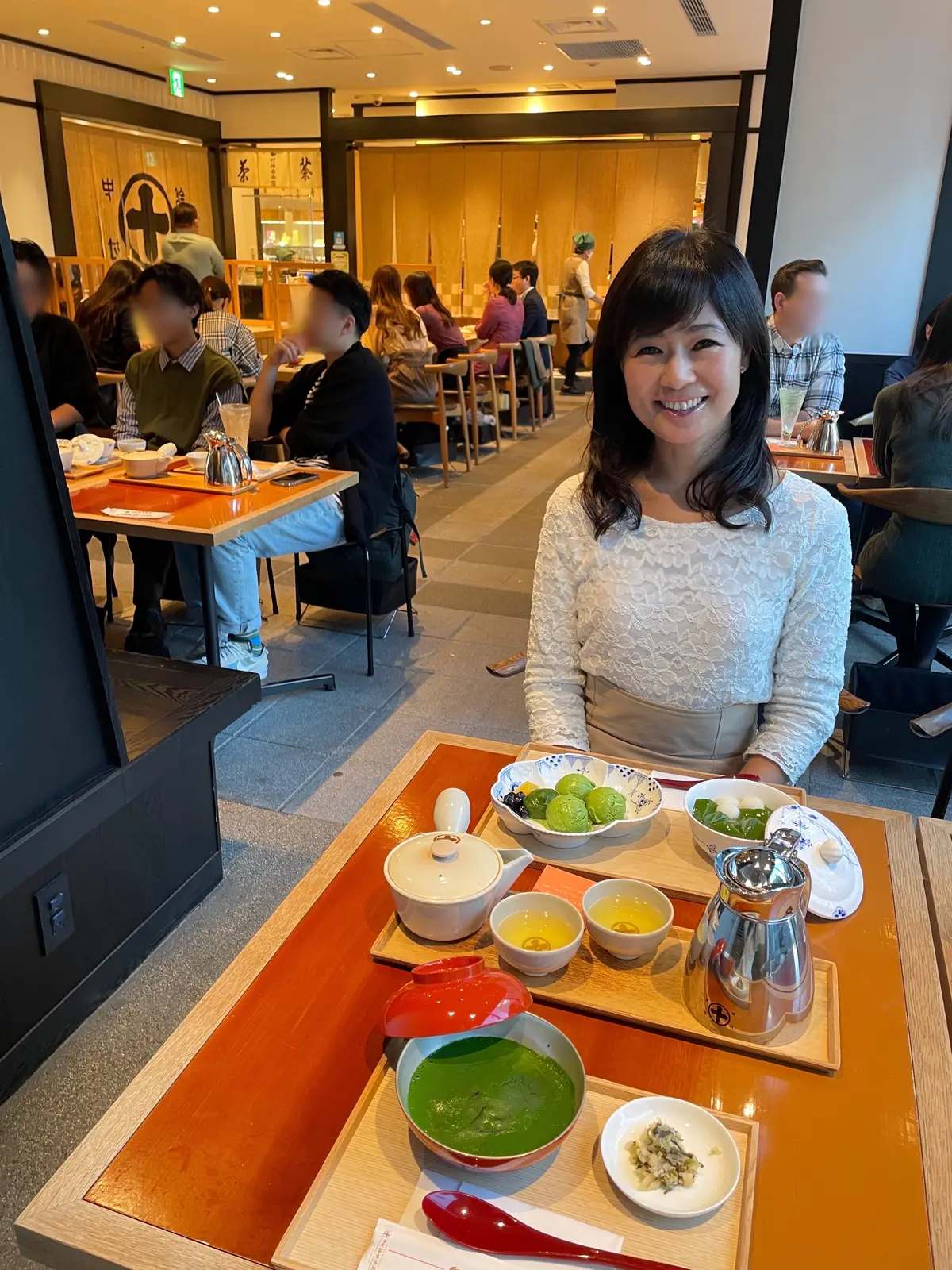 エコストールで銀座の美味しい茶そばと和スの画像_2