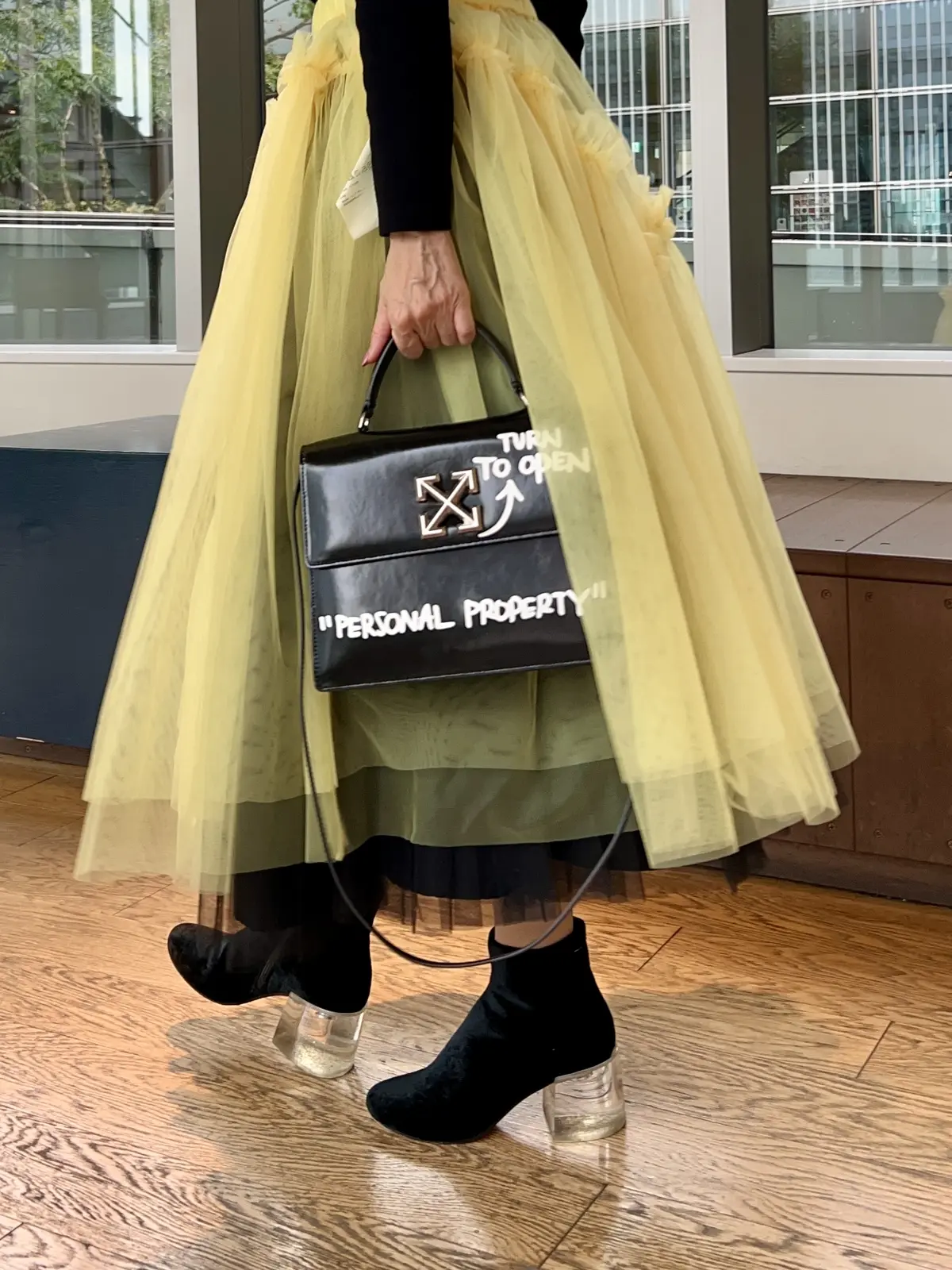 開運コーデ 8 黄色いチュールスカートがの画像_3