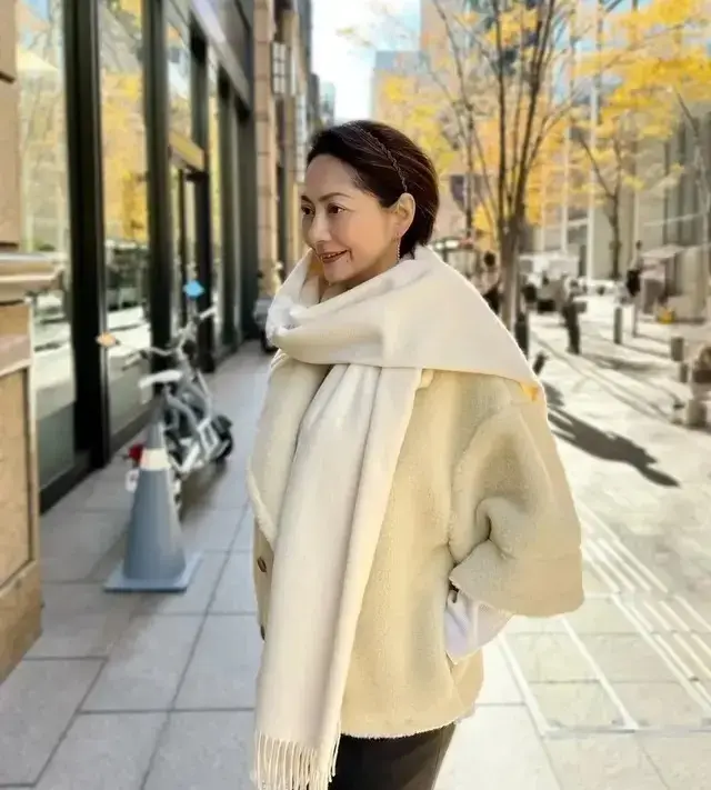 50代おしゃれ度アップ！マフラー＆ストールを上手に取り入れて冬コーデが簡単に垢抜ける