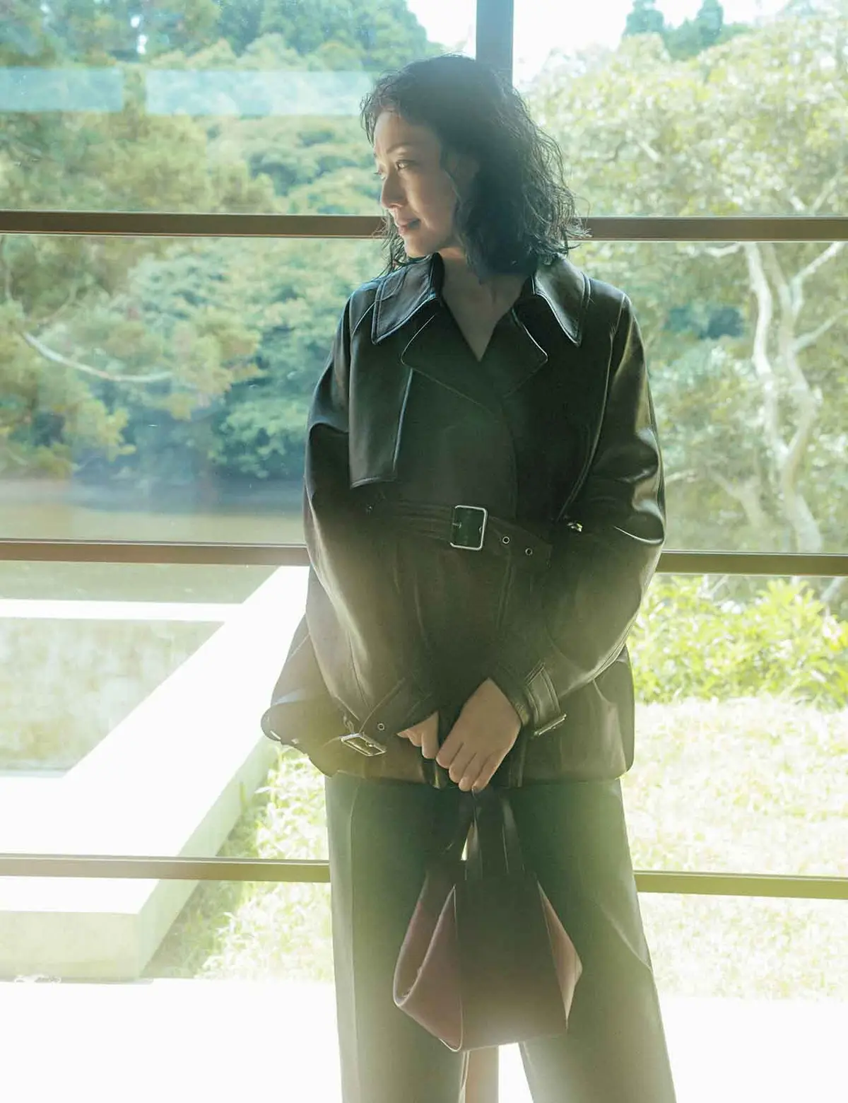 エフォートレスにレザーを 楽しみたい日は、 迷わずこの色を選びたい